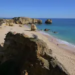 Ana Албуфейра