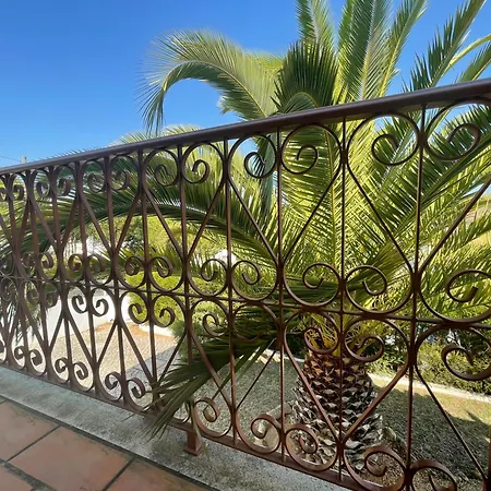 Ana Villa Albufeira